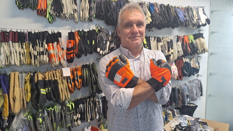 Safety that  Fits like a  Glove